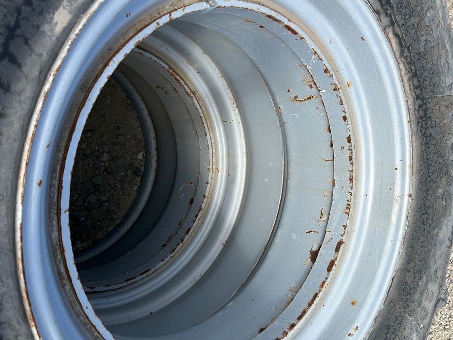 Continental 420/85R30-30