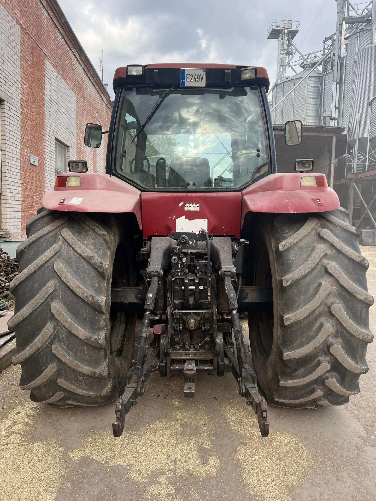 Case Magnum 285