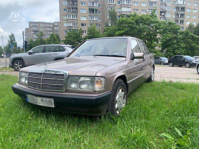 Mercedes-Benz 190